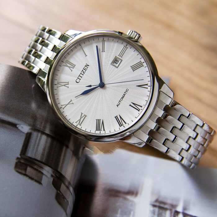 Đồng hồ nam Citizen Automatic Sapphire White Steel - NJ0080-50A vân coctail