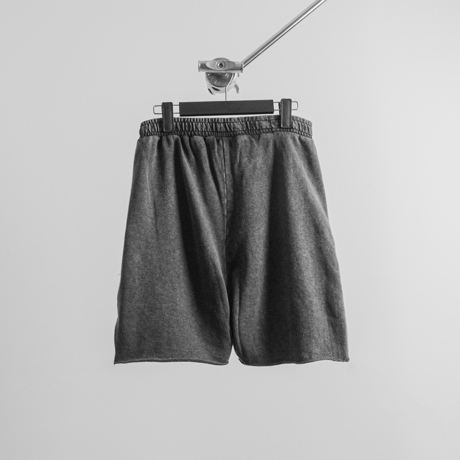 Quần shorts The Bad God Wash Plain không gấu