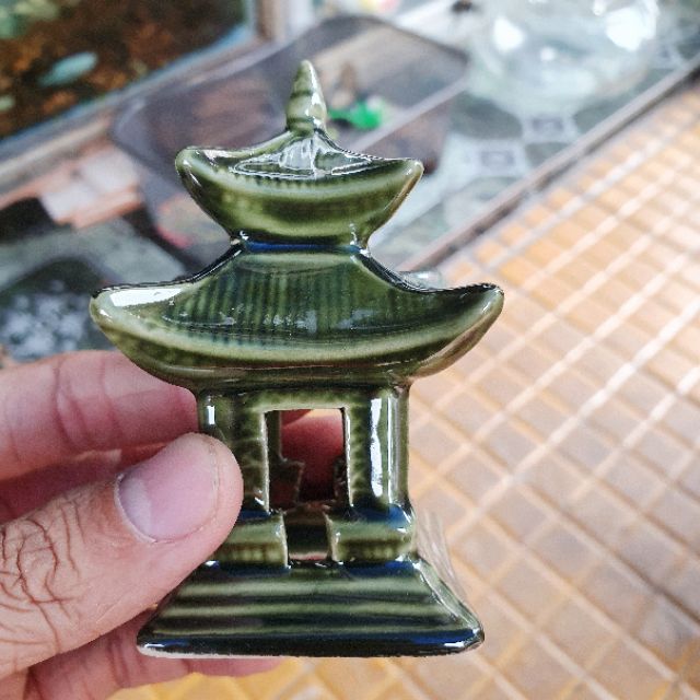 THÁP TRANG TRÍ HỒ CÁ NON BỘ CAO 8CM RỘNG 4CM