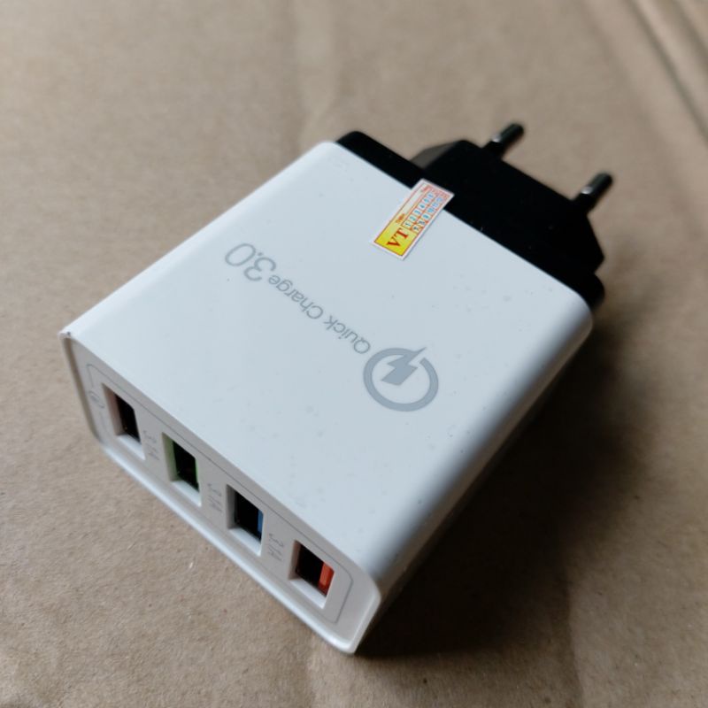 Cốc sạc 4 cổng USB 3.1A 5V
