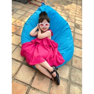 Váy trễ vai buộc cổ bé gái