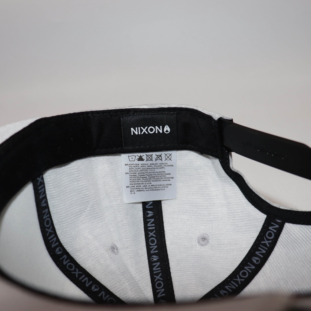 Nón NHS Snapback Full xám logo vuông da đen Nix012.