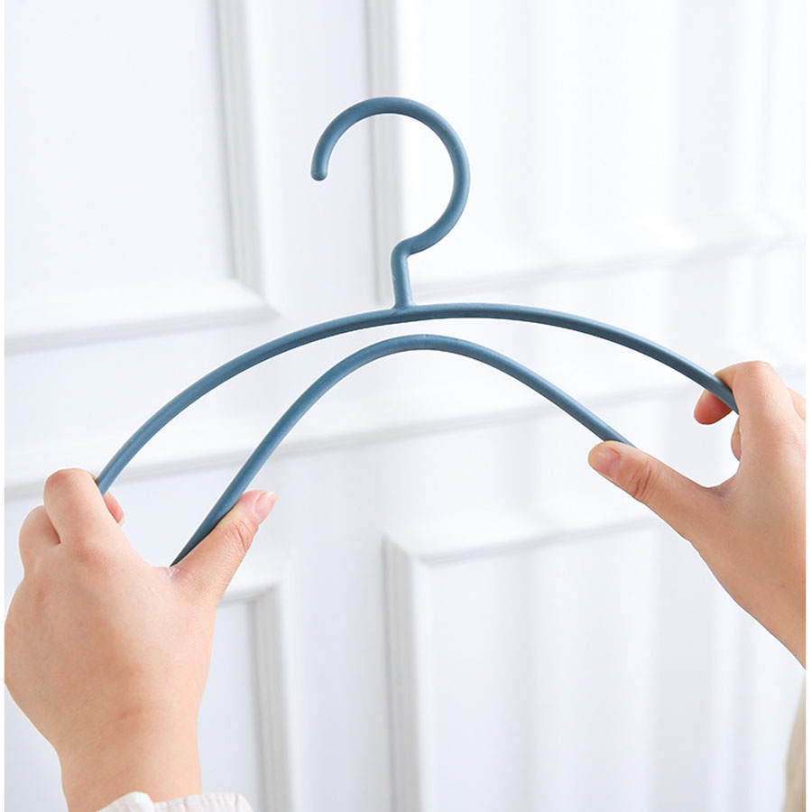 Móc Treo Quần Áo Đa Năng Giúp Giữ Form Quần Áo Như Mới