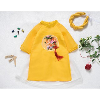Áo dài organza đáp thêu bé gái