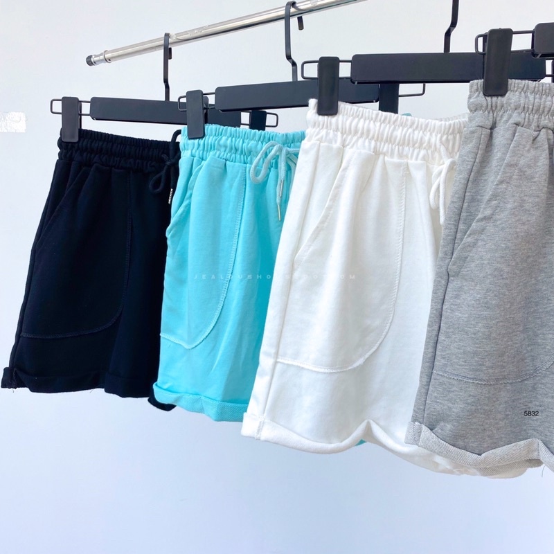 Quần short nỉ, quần short vải nữ có túi may ngoài 5832