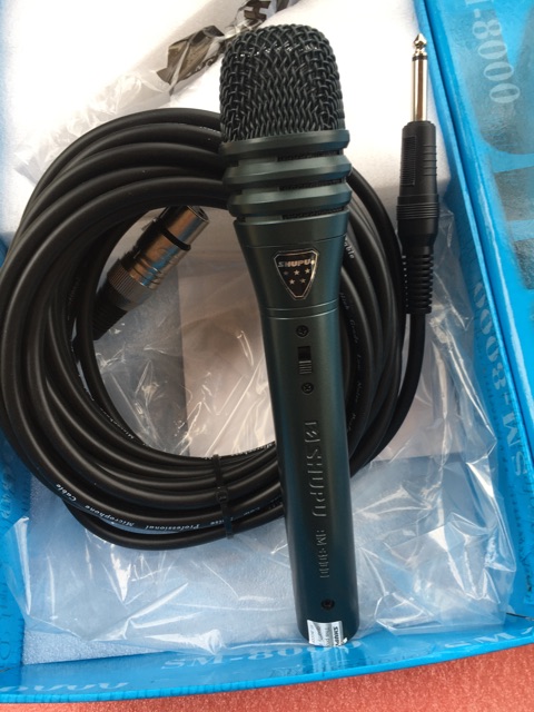 Micro có dây karaoke Shupu SM-8000.