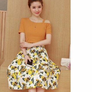 Đầm kèm áo rớt vai