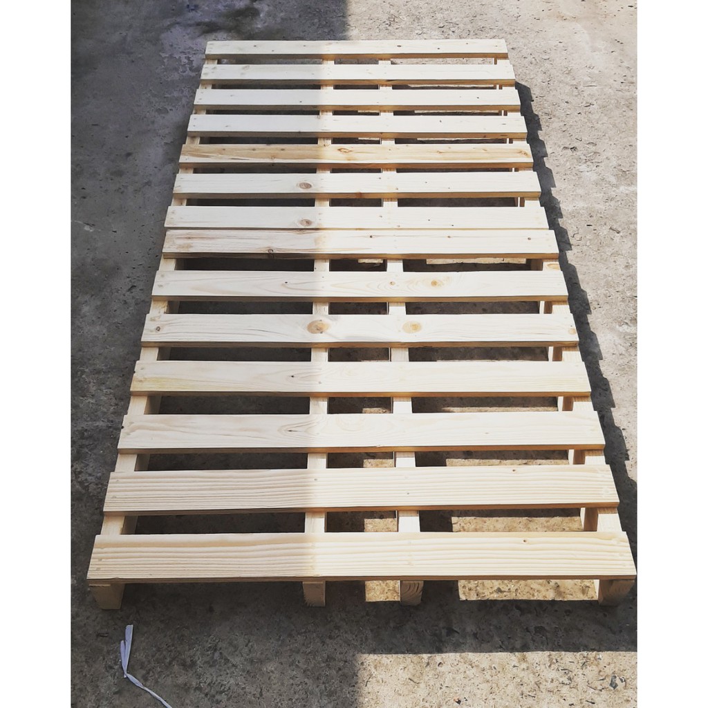 Giường Ngủ Pallet Gỗ Thông Gấp Gọn