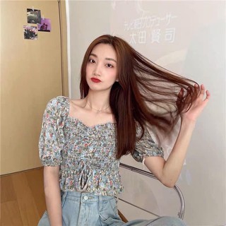 Áo Croptop Hoa Xinh Xắn