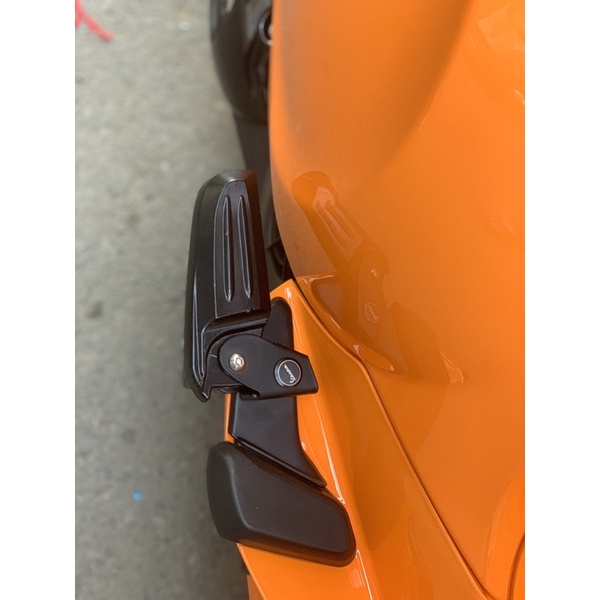 COMBO 4 SẢN PHẨM HOT CHO VESPA : BAGA  TRƯỚC, SAU, GIỮA, GÁC CHÂN