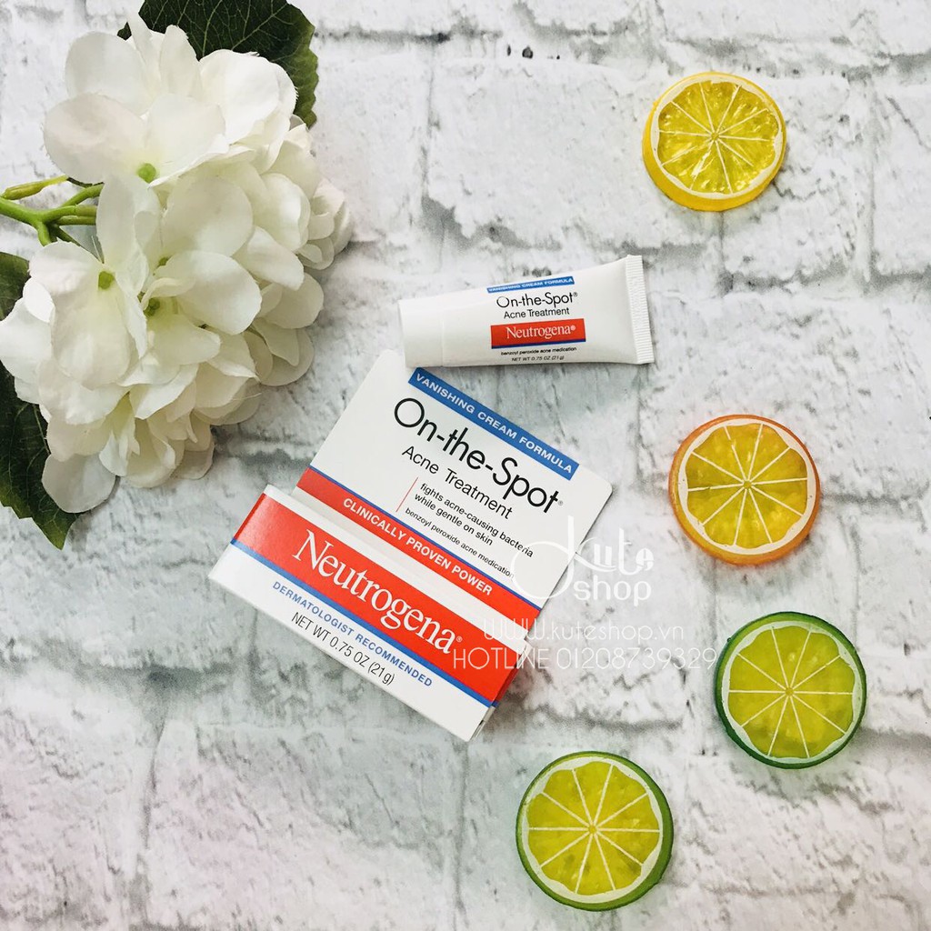 Kem mụn Neutrogena On The Spot Acne Treatment 21g
