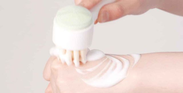 🌟Cọ Rửa Mặt Đa Năng INNISFREE 
#Innisfree_Dual_Pore_Cleansing_Brus | BigBuy360 - bigbuy360.vn