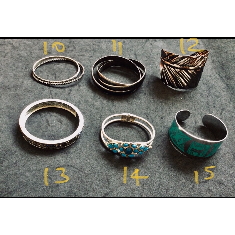 Vòng kiềng đeo tay màu bạc, đen, ghi độc đáo