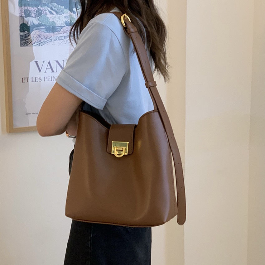 Túi Đeo Vai Thời Trang Thu Đông 2021 Phong Cách retro Sức Chứa Lớn Cho Nữ