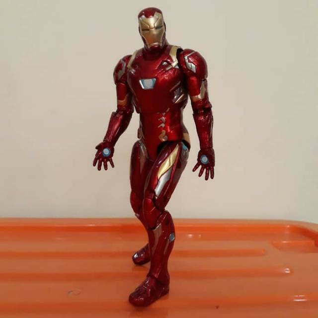 Mô Hình Nhân Vật Iron Man Mark 46 Chính Hãng Chất Lượng Cao