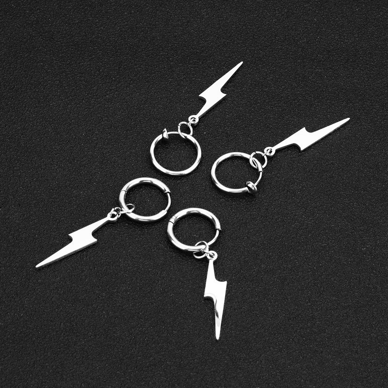 Bông tai titan unisex tròn phối mặt tia chớp dài không gỉ UE2214