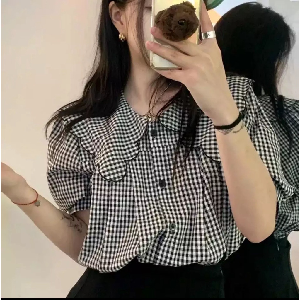 Áo sơ mi nữ ngắn tay kẻ caro đen trắng cổ lượn sóng cực xinh AM18