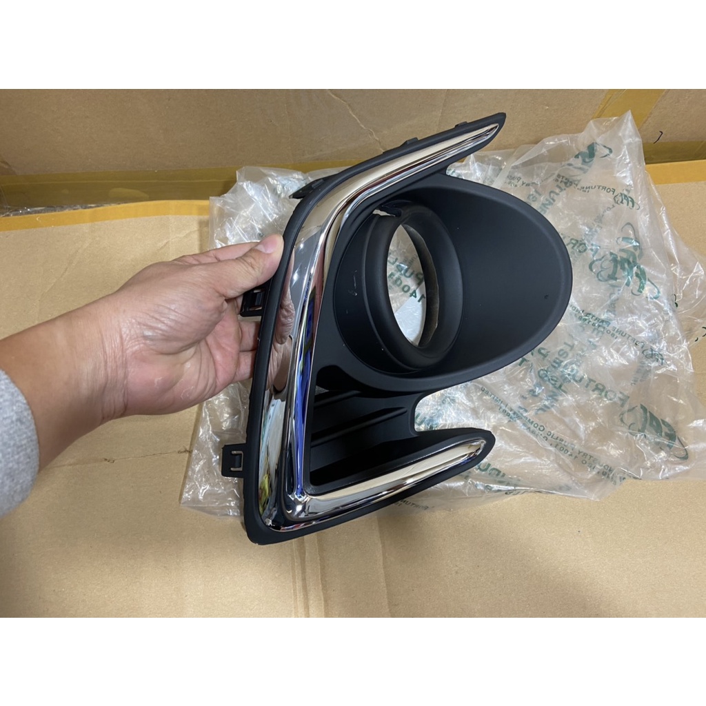 Ốp đèn gầm, ốp đèn sương mù xe Mitsubishi Attrage 2014-2019 | hàng Thái lan