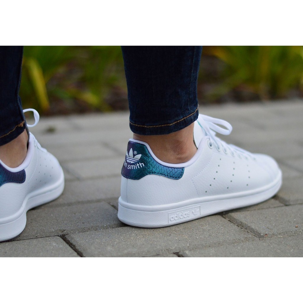 stan smith b37185