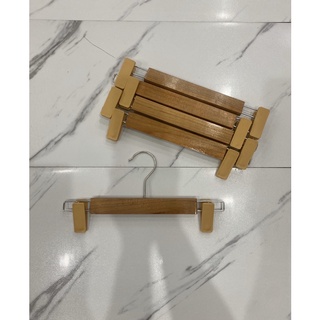 Móc kẹp gỗ.