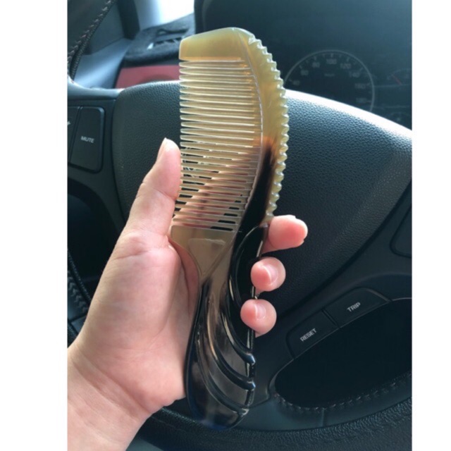 Lược chuôi khía