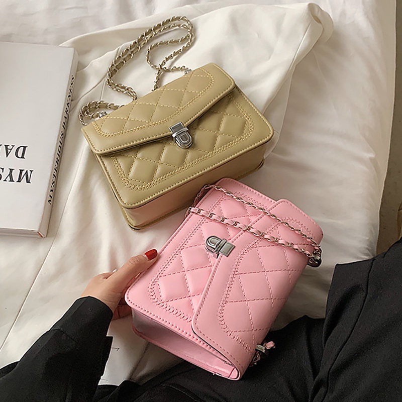 Túi đeo chéo dáng vuông nhỏ phối dây xích kiểu tây sang trọng nhiều màu tùy chọn cho nữ IELGY