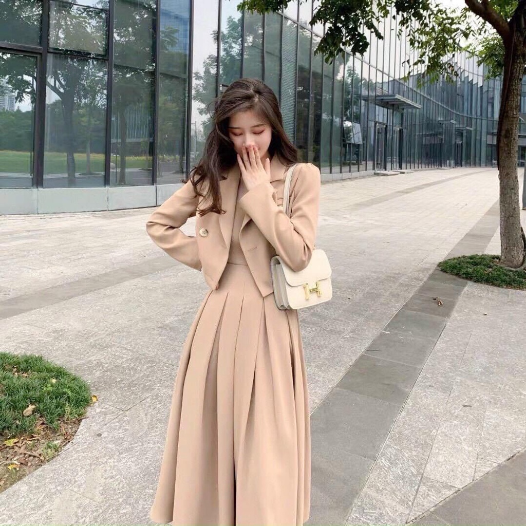 Set váy 2 dây xếp ly + áo blazer croptop