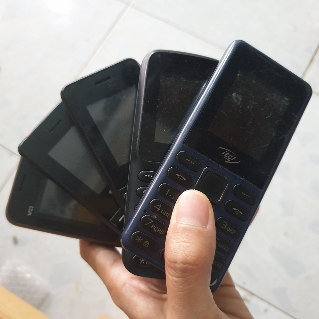 ĐIỆN THOẠI NGHE GỌI BÀN PHÍM MÁY QUA TAY CỰC RẺ ĐẦY ĐỦ CÁP SẠC CHỨC NĂNG HOẠT ĐỘNG TỐT