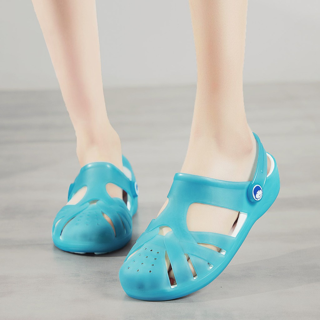 Xăng đan Crocs Bằng Nhựa Dẻo 5 Màu Cho Nữ