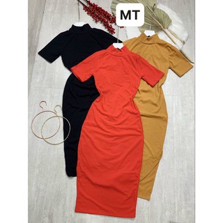 Đầm body cổ lọ tay lửng, xẻ tà
