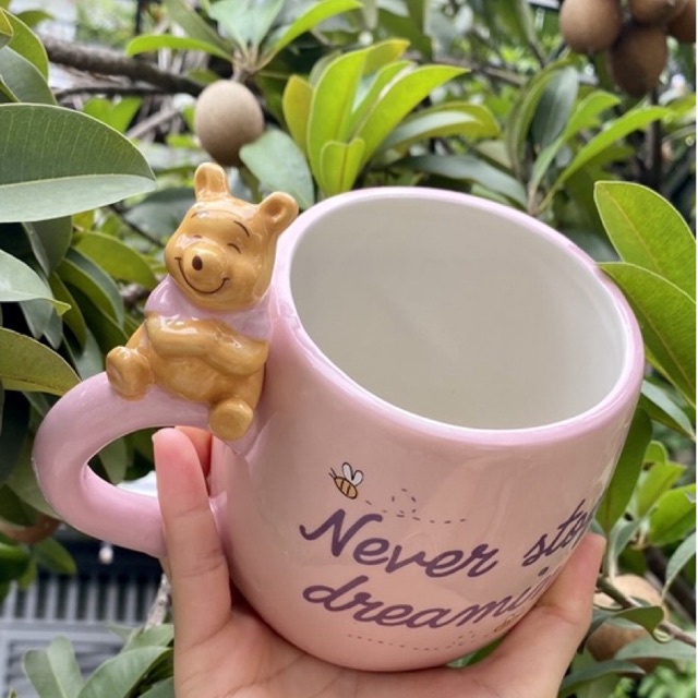 Cốc cafe gốm sứ Never stop dreaming - Winny the Pooh Disney