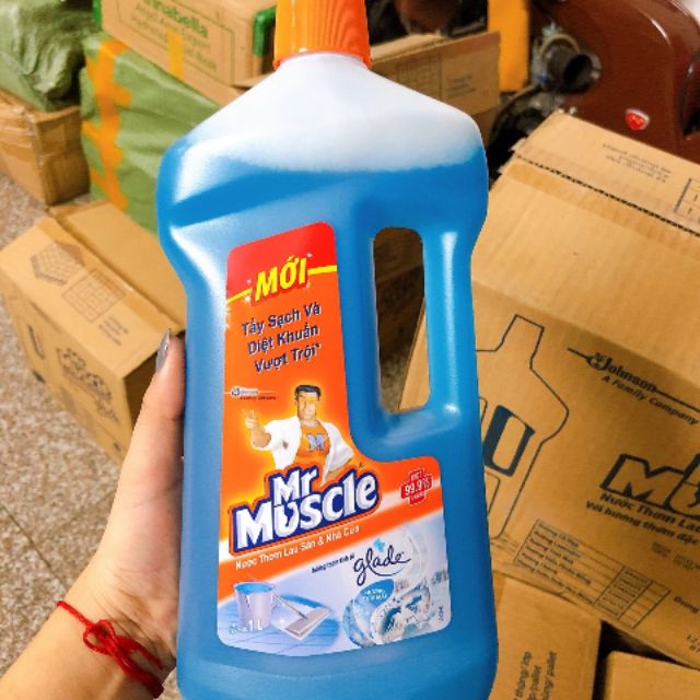 Nước lau nhà Mr Muscle chai 1000ml