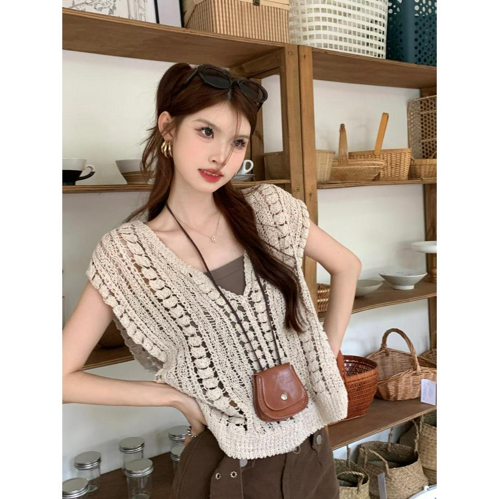 QKOOLE Set Đồ 2 Món Gồm Áo Hai Dây Dệt Kim Cổ Chữ V Khoét Lỗ Dáng Ôm Thời Trang Cho Nữ