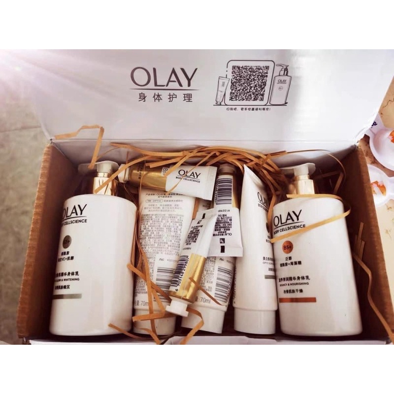 Sữa dưỡng thể OLAY B3 dưỡng trắng 250ml tặng kem dưỡng tay