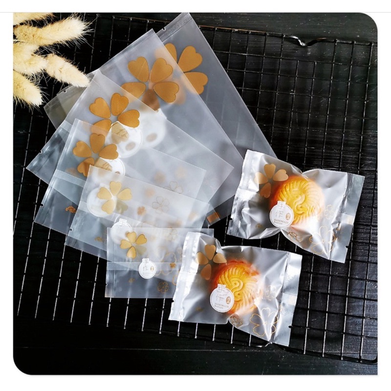 Túi đựng bánh trung thu cánh hoa