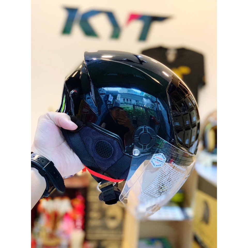 Kính mũ 1/2 KYT TIGERJET
