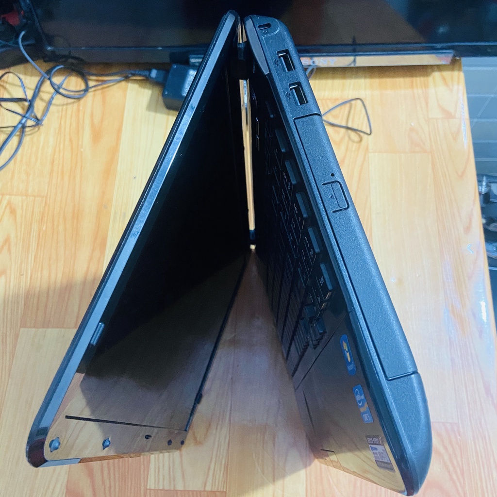 LAPTOP NEC LS550 DEN 99% | BigBuy360 - bigbuy360.vn