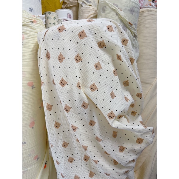 vải xô muslin gấu pooh siêu hot