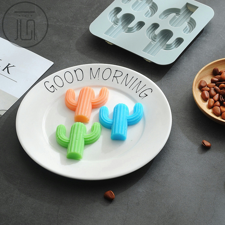 Khuôn làm bánh DIY hình cây xương rồng để làm món pudding thạch