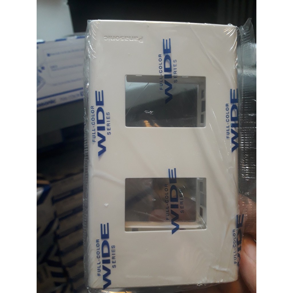 Mặt công tắc 2 lỗ Panasonic