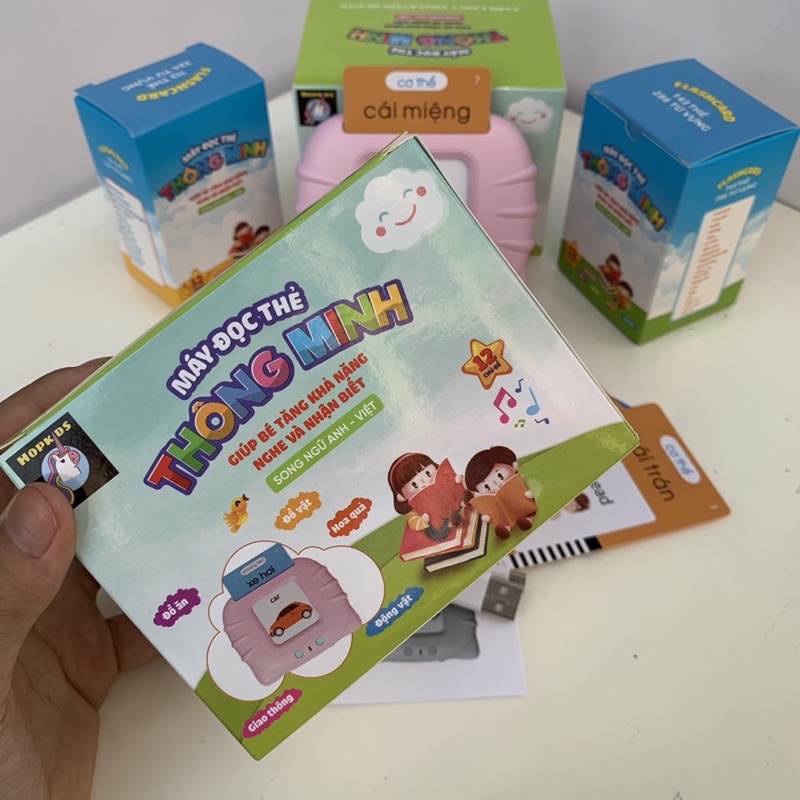 Bộ thẻ học thông minh cho bé, máy đọc thẻ tiếng anh flashcard Anh-Việt 255 thẻ, 510 từ vựng có dây sạc loại 1