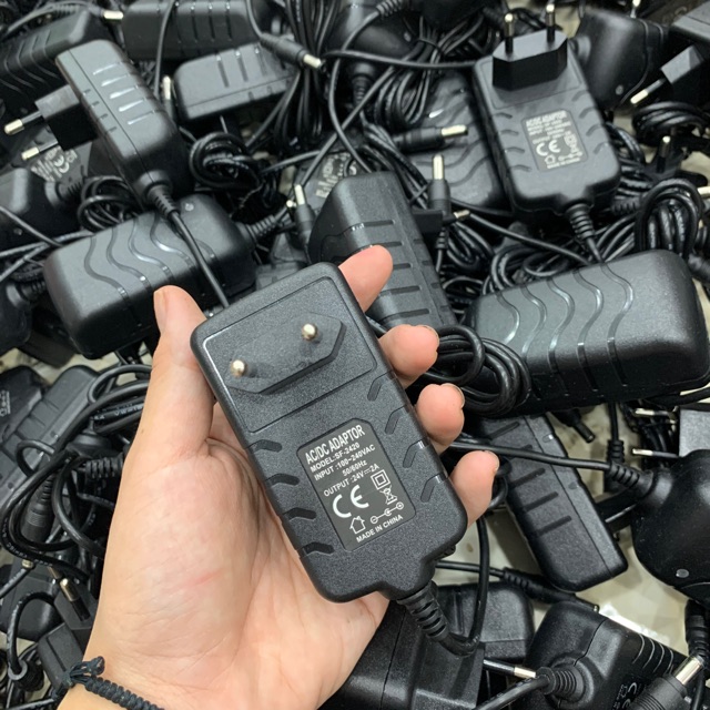 Cục sạc máy hơ 240VAC