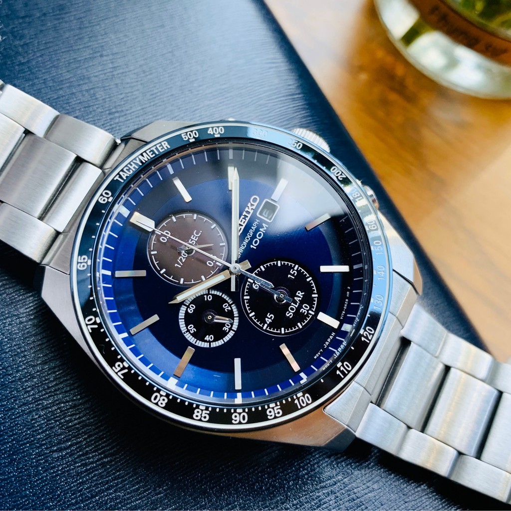 Đồng hồ Nam chính hãng Seiko Solar SSC719P1 Chronograph Mặt xanh,Lịch ngày-Năng lượng ánh sáng-Dây kim loại-Size 43mm