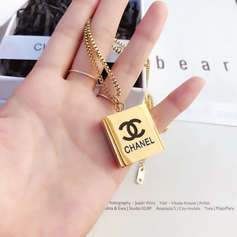 Vòng cổ Bằng Thép Titan Dài Trung Bình Sang Trọng Đơn Giản Dành Cho Nữ