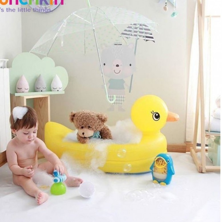 Chậu tắm phao Vịt Vàng Munchkin hàng khuyến mại bỉm Moony