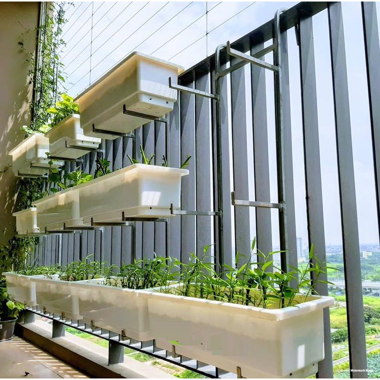 Giá móc treo 3 tầng trồng cây ban công bằng inox