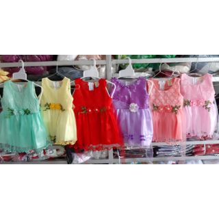 Đầm công chúa cho bé dưới 1 tuổi