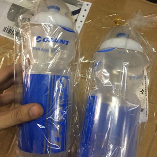 Bình đựng nước xe đạp thể thao Giant