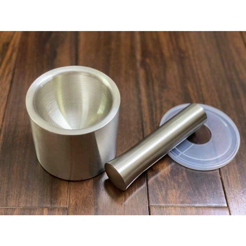 Cối chày bằng inox 304 chống nấm mốc có nắp đậy an toàn tiện lợi