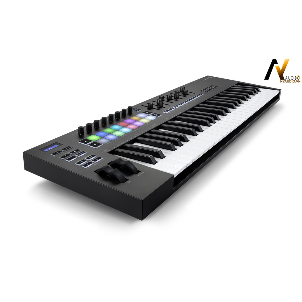 Đàn Novation Launchkey 49 MK3 Midi Controller